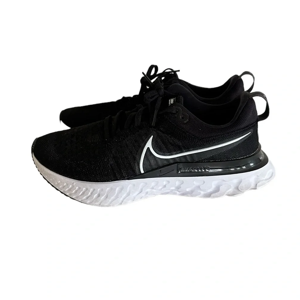 Women’s Nike Running Shoes React Infinity Run Flyknit 2 Black Size 8.5